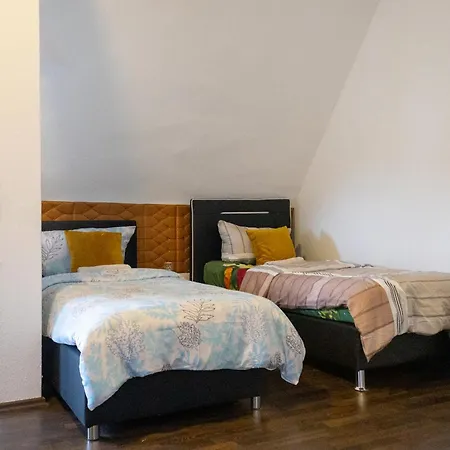 Superior 3 Rooms, 4-8 Guests, Modern, Full Equipped Daire *